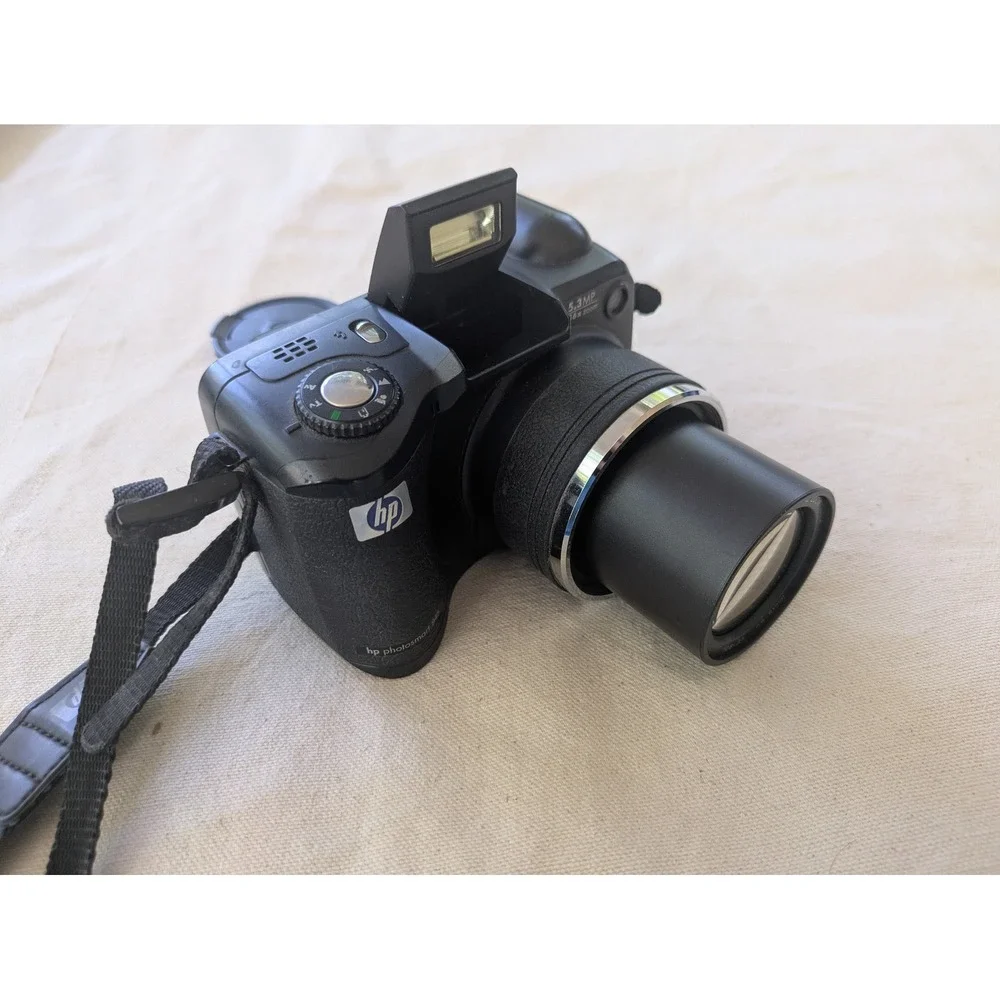 HP Photosmart 945 Digital Camera 5.3MP 56x Zoom Black Bridge Camera Working